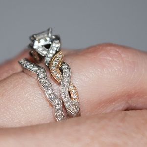 Neil Lane Wedding Ring Set